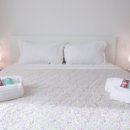 Eli Home - Royal Welcome เวโรนา ภายนอก รูปภาพ