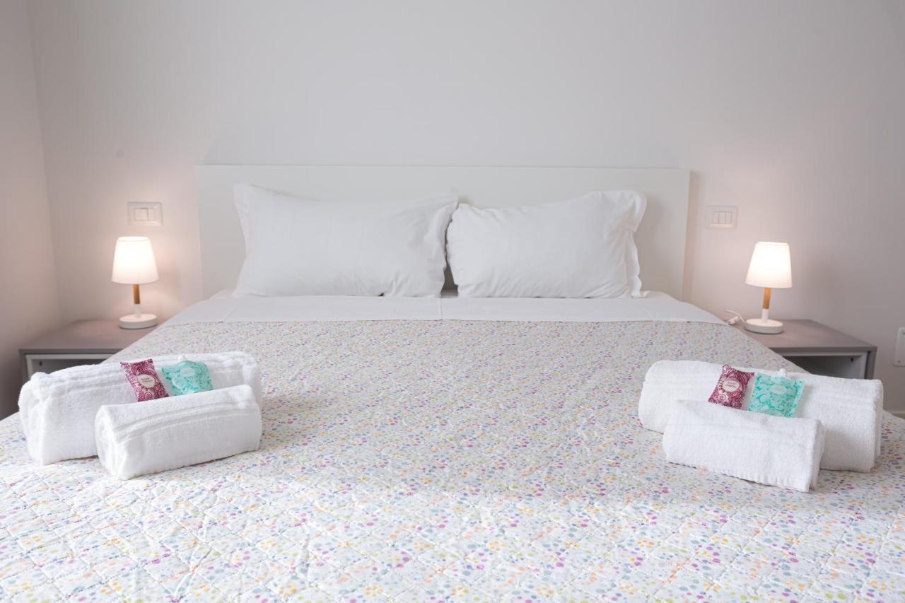 Eli Home - Royal Welcome เวโรนา ภายนอก รูปภาพ